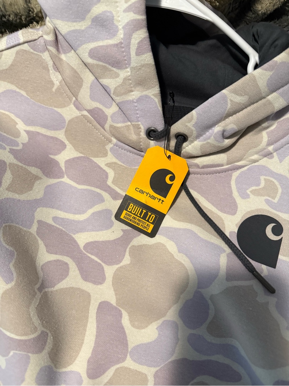 NWT Carhartt womens Camo Hooded Sweatshirt - Picture 3 of 3
